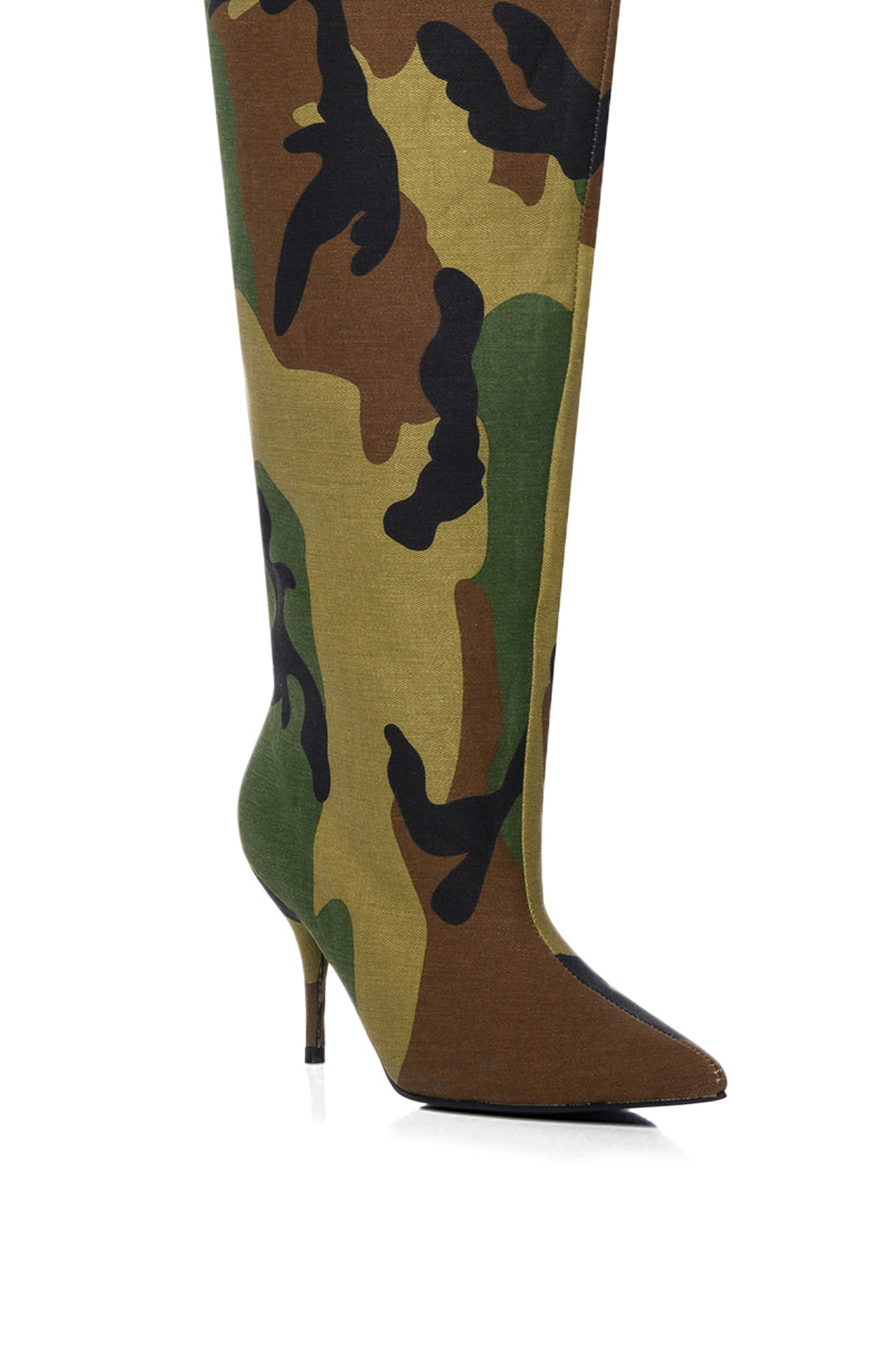 AZALEA WANG AMBY BUCKET BOOT IN GREEN