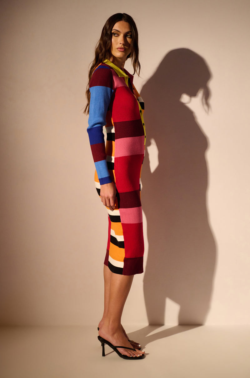 THE MAIN ATTRACTION COLOR BLOCKED MIDI DRESS