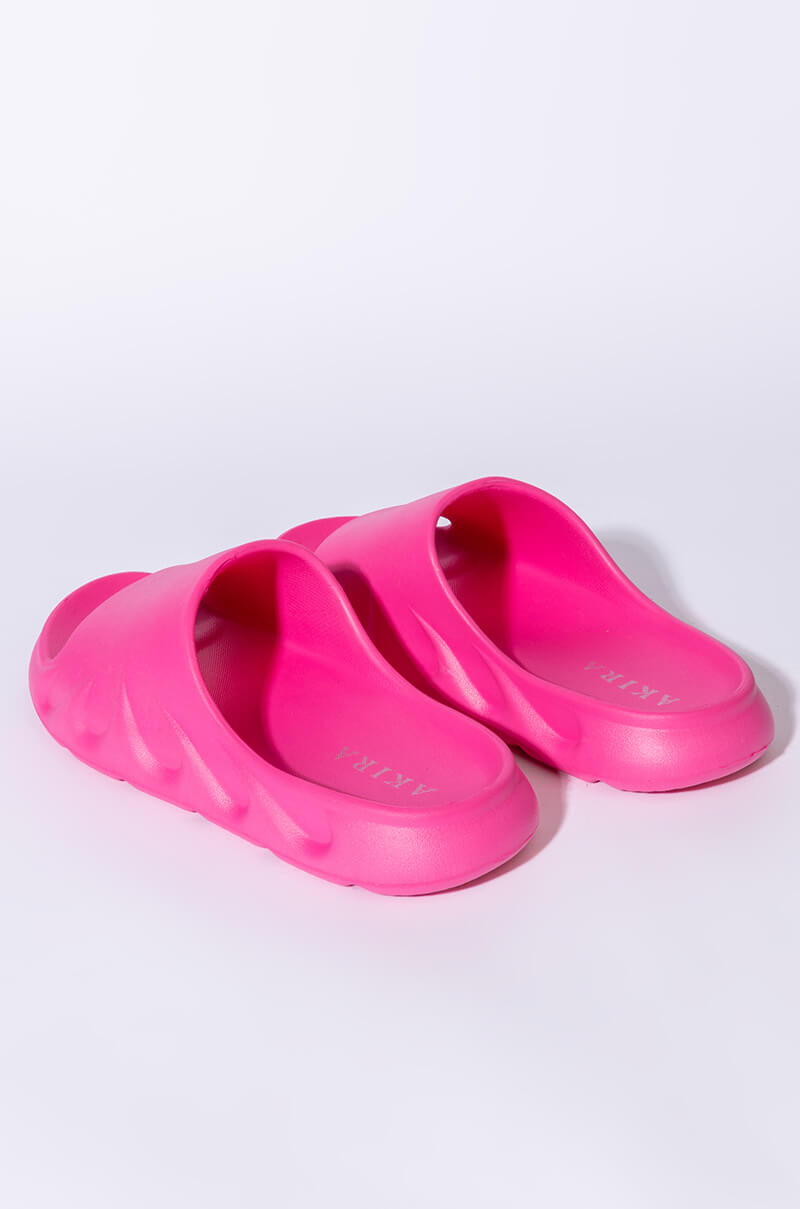 ONLY IN MY DREAMS FLAT SANDAL IN PINK