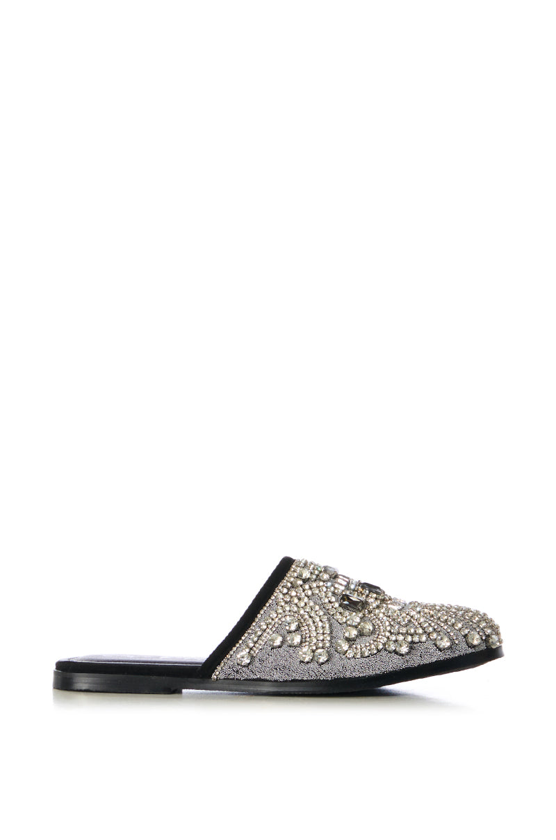 GLAMISIS BLACK EMBELLISHED SLIPPER