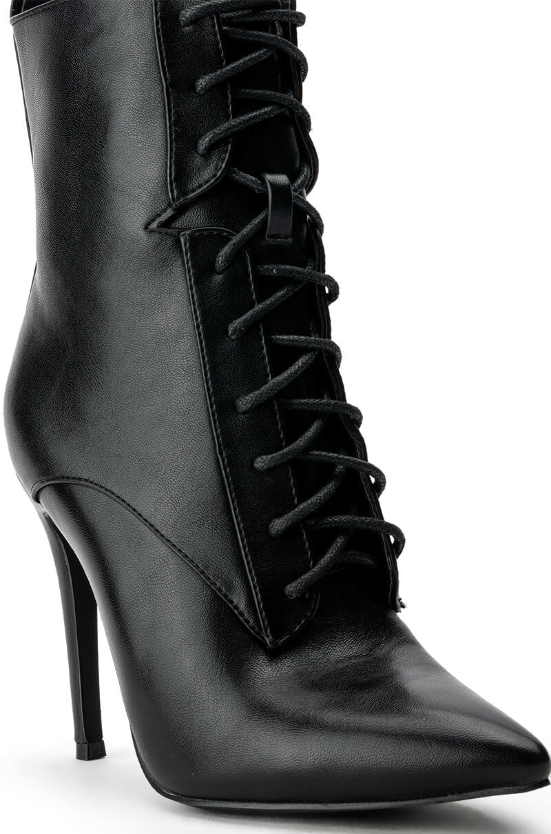 AZALEA WANG ASTORIA LACE UP STILETTO BOOTIE IN BLACKPU