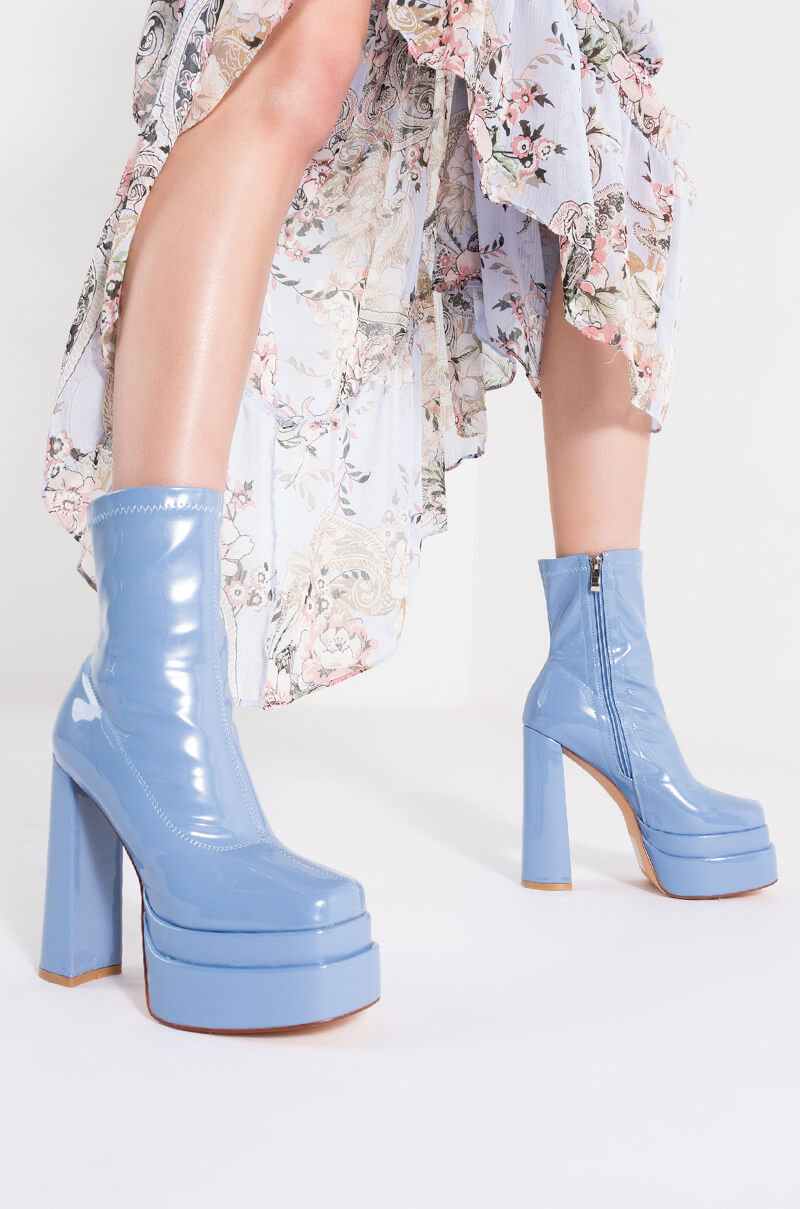 AZALEA WANG SKY HIGH CHUNKY BOOTIE IN BLUE