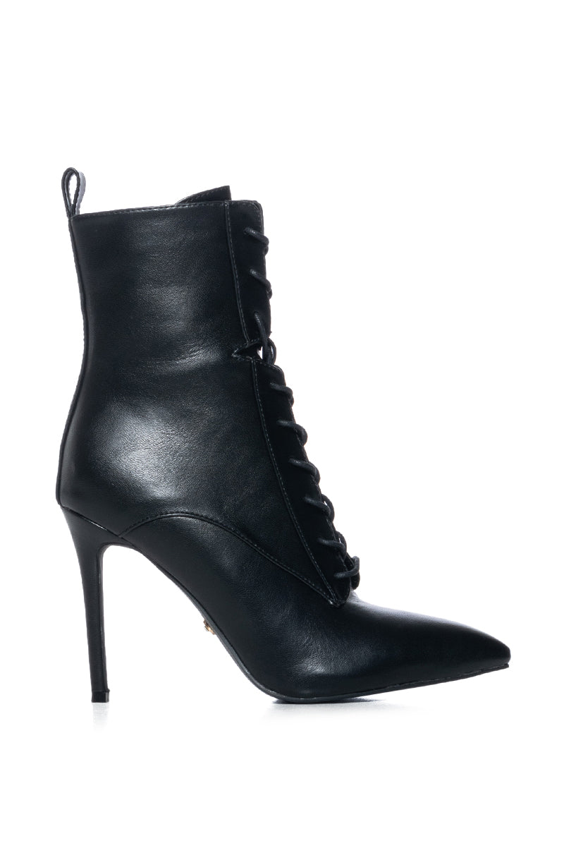 AZALEA WANG ASTORIA LACE UP STILETTO BOOTIE IN BLACKPU