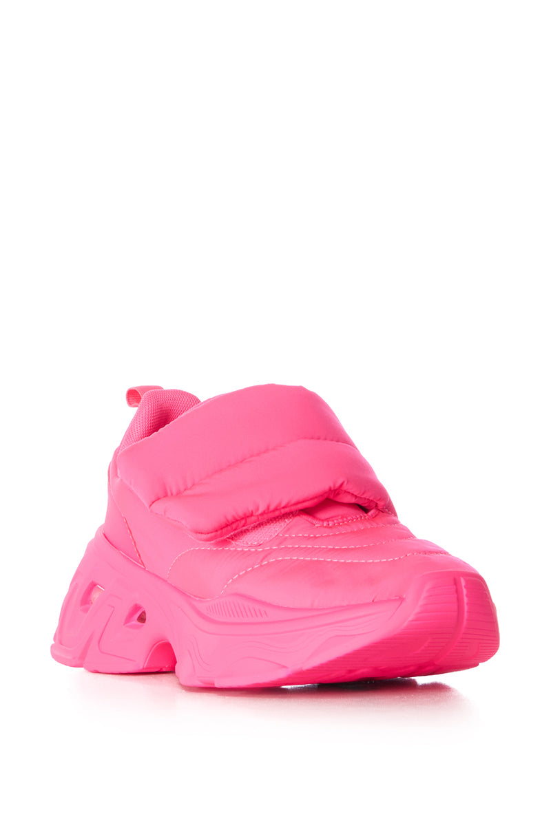 AZALEA WANG ERROL PINK SNEAKER