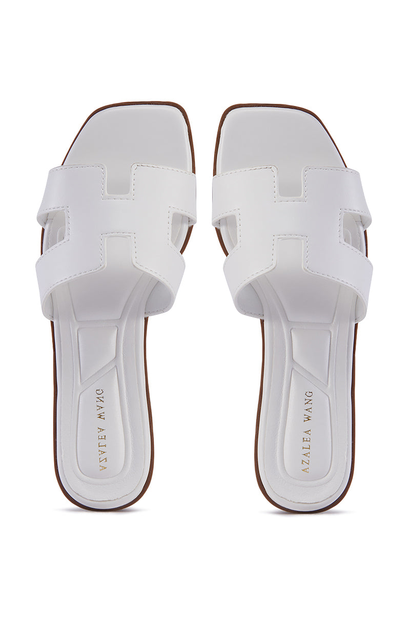 AZALEA WANG HOWDY WHITE FLAT SANDAL