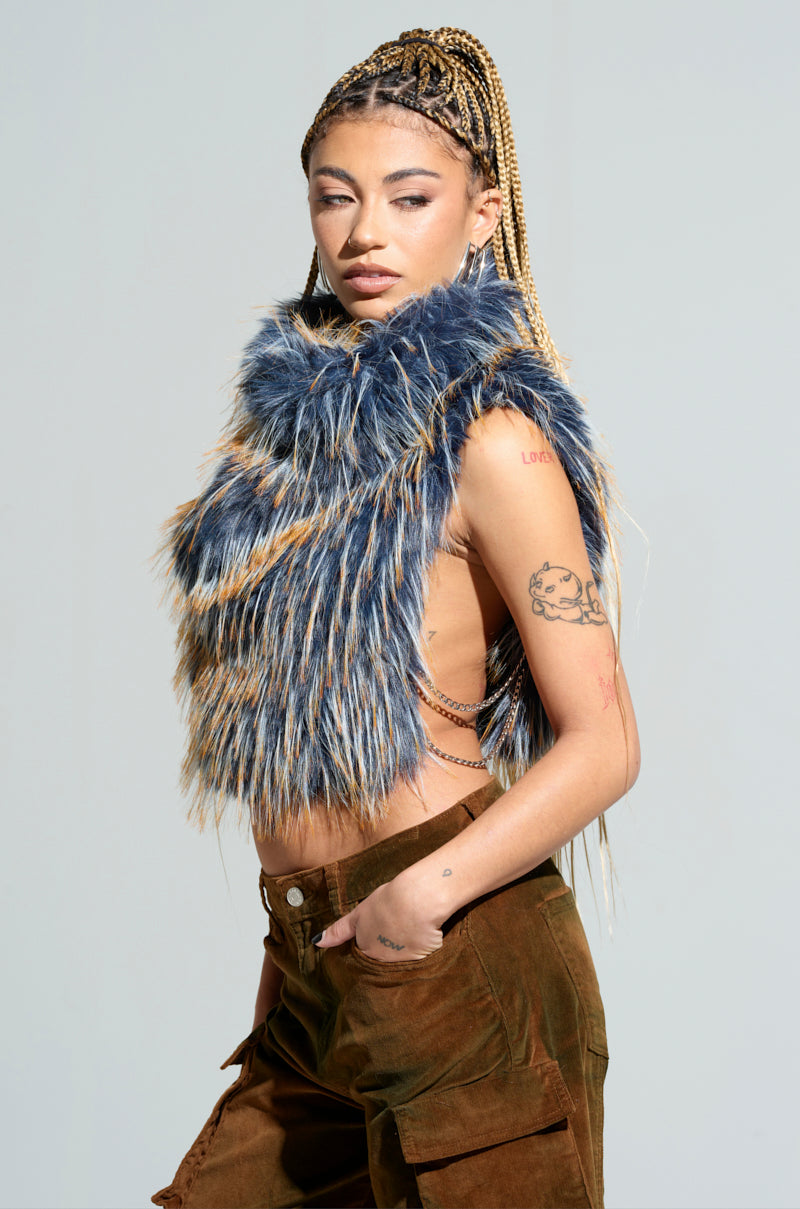 HEADED TO ASPEN SLEEVELESS FUR TOP IN BLUE