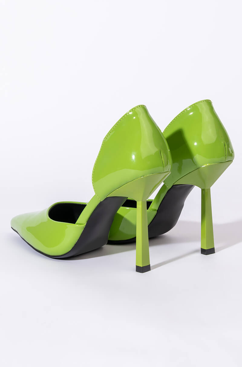 AZALEA WANG DONT TRIP STILETTO PUMP IN GREEN