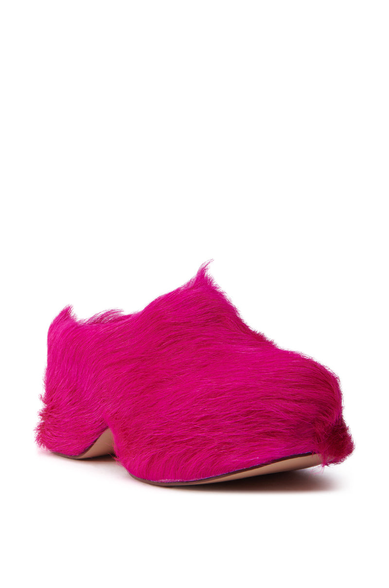 AZALEA WANG LEESHA FUCHSIA CLOG