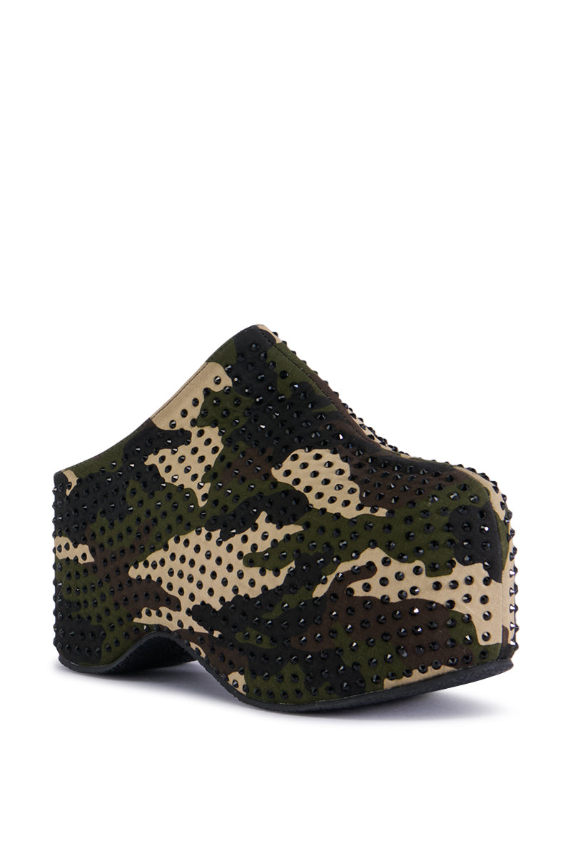 AZALEA WANG HYDRA CAMO CLOG