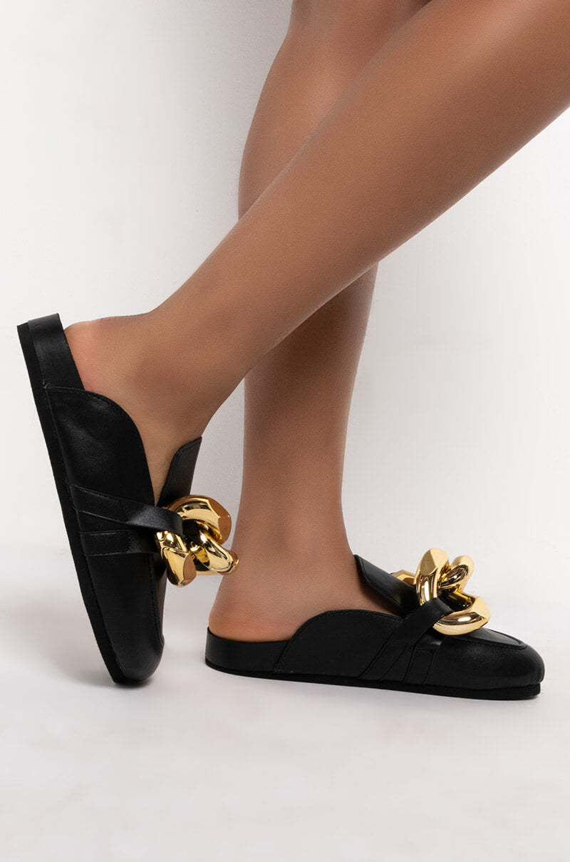 AZALEA WANG LAYIN LOW FLAT IN BLACK