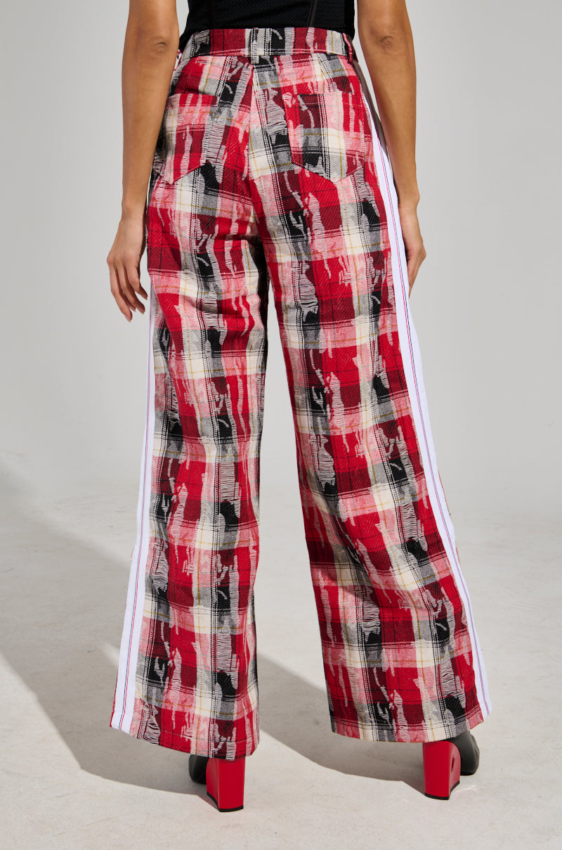 CRAZY LIKE ME PLAID TROUSER