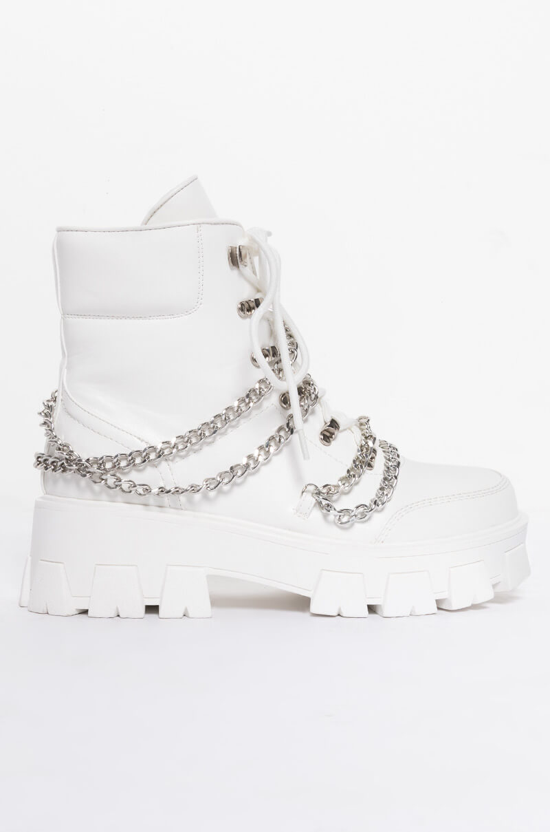 AZALEA WANG DRIP TOO HARD FLATFORM BOOTIE IN WHITE