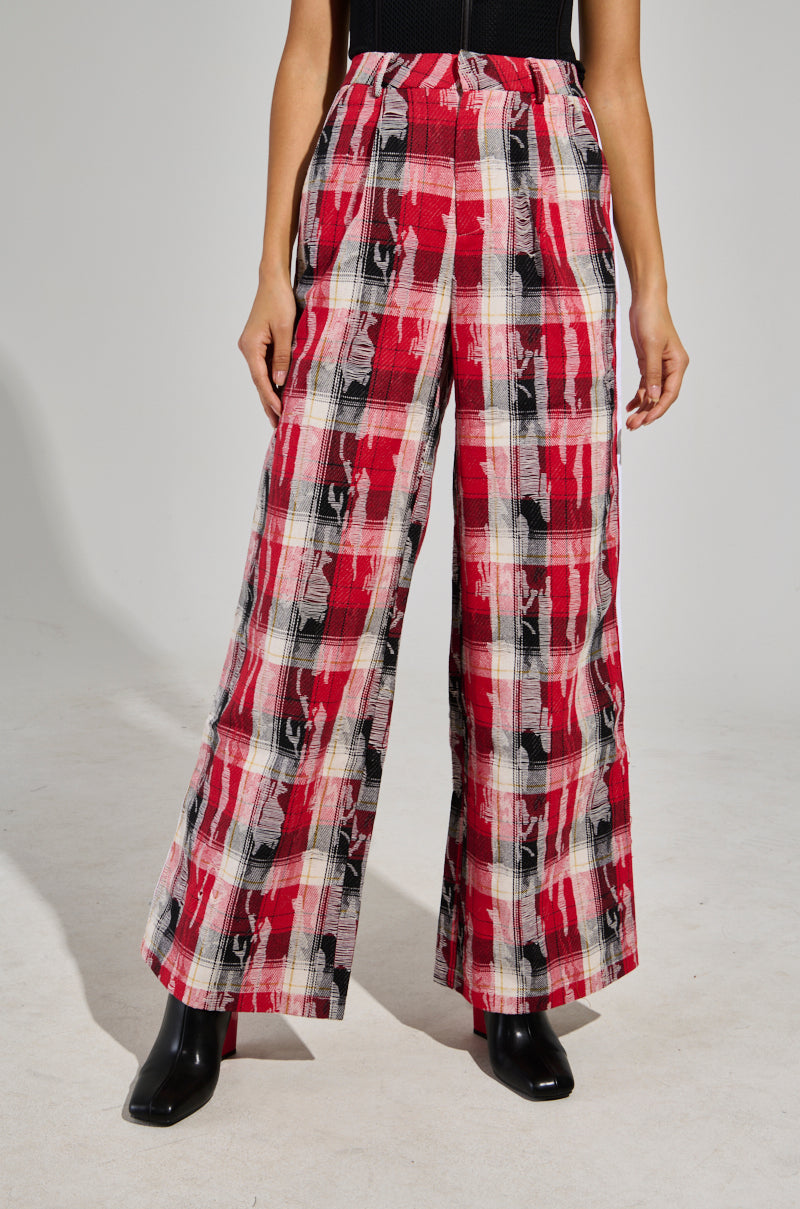 CRAZY LIKE ME PLAID TROUSER