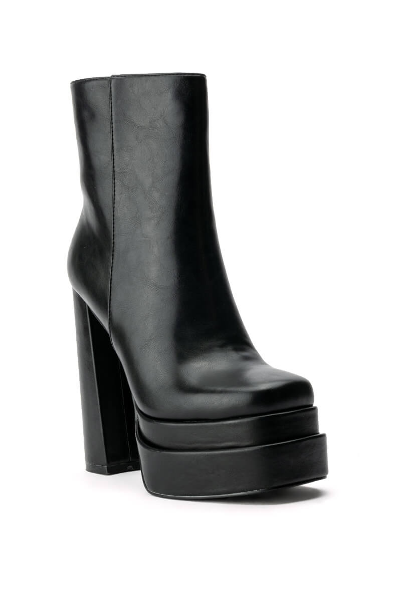 AZALEA WANG RUN AWAY CHUNKY BOOTIE IN BLACK