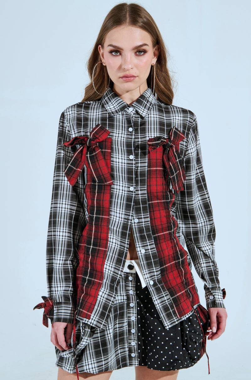 HAILEY PLAID BUTTON DOWN TOP