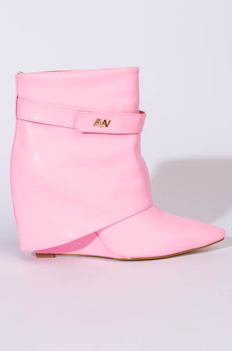 AZALEA WANG OFF THE GRID WEDGE BOOTIE IN LIGHT PINK