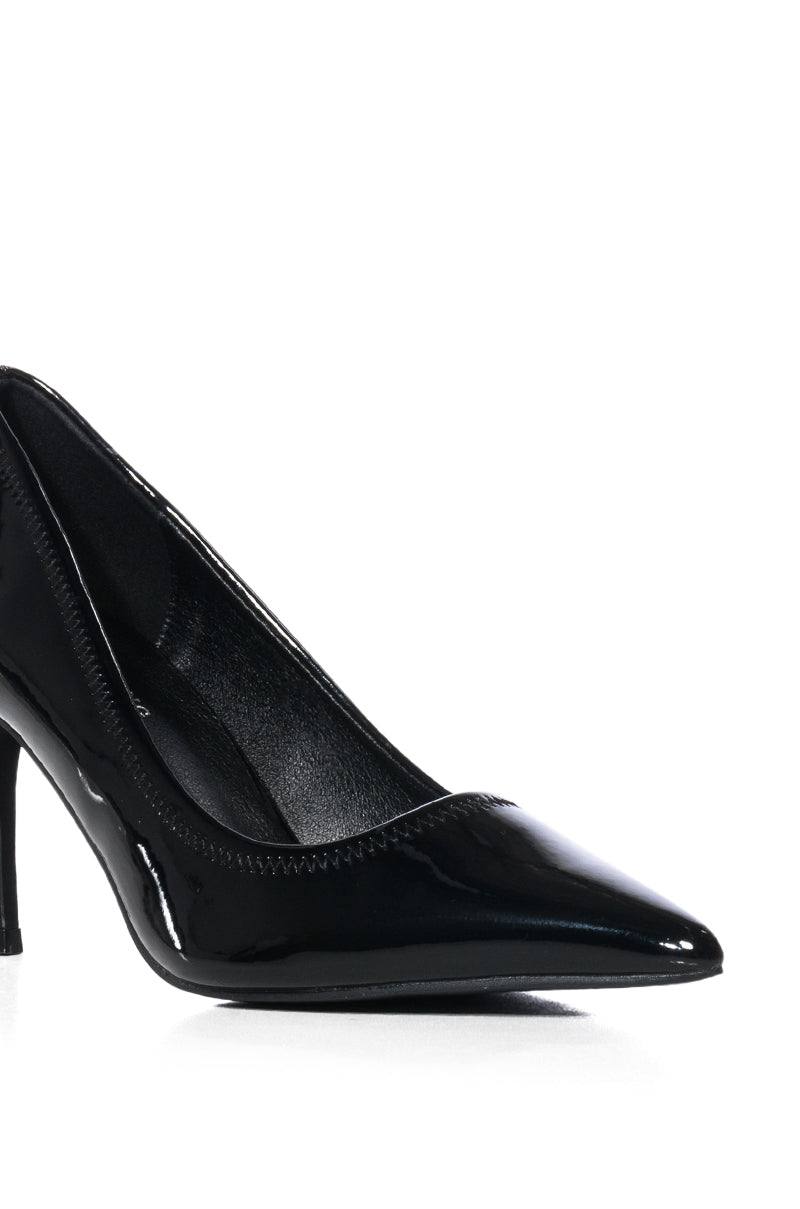 AZALEA WANG KAIYA BLACK PUMP