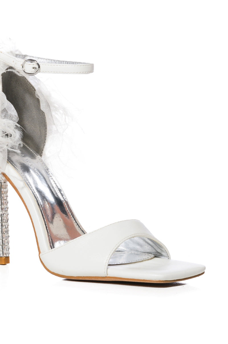 AZALEA WANG CLARICE FEATHER SANDAL WITH RHINESTONE STILETTO HEEL IN WHITE