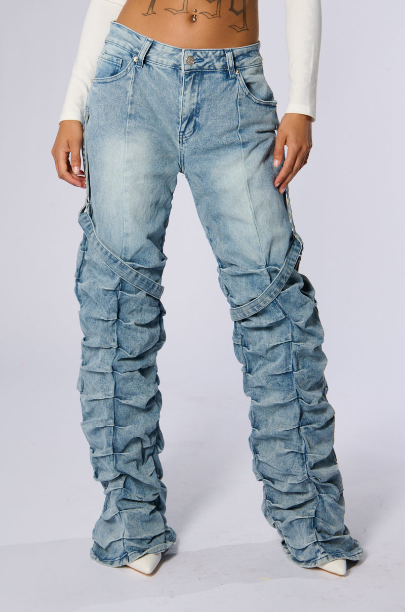 GOING CRAZY DENIM PANT WITH BUCKLE