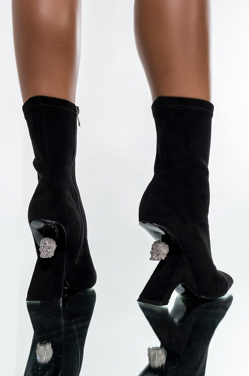 AZALEA WANG STEPPING ON DIAMONDS BOOTIE IN BLACK