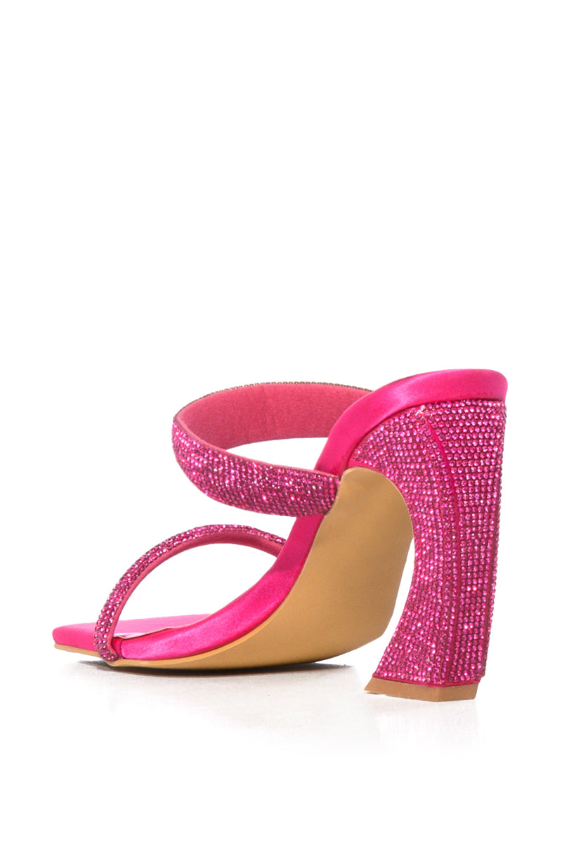 IN MY MIND RHINESTONE SANDAL IN PINK