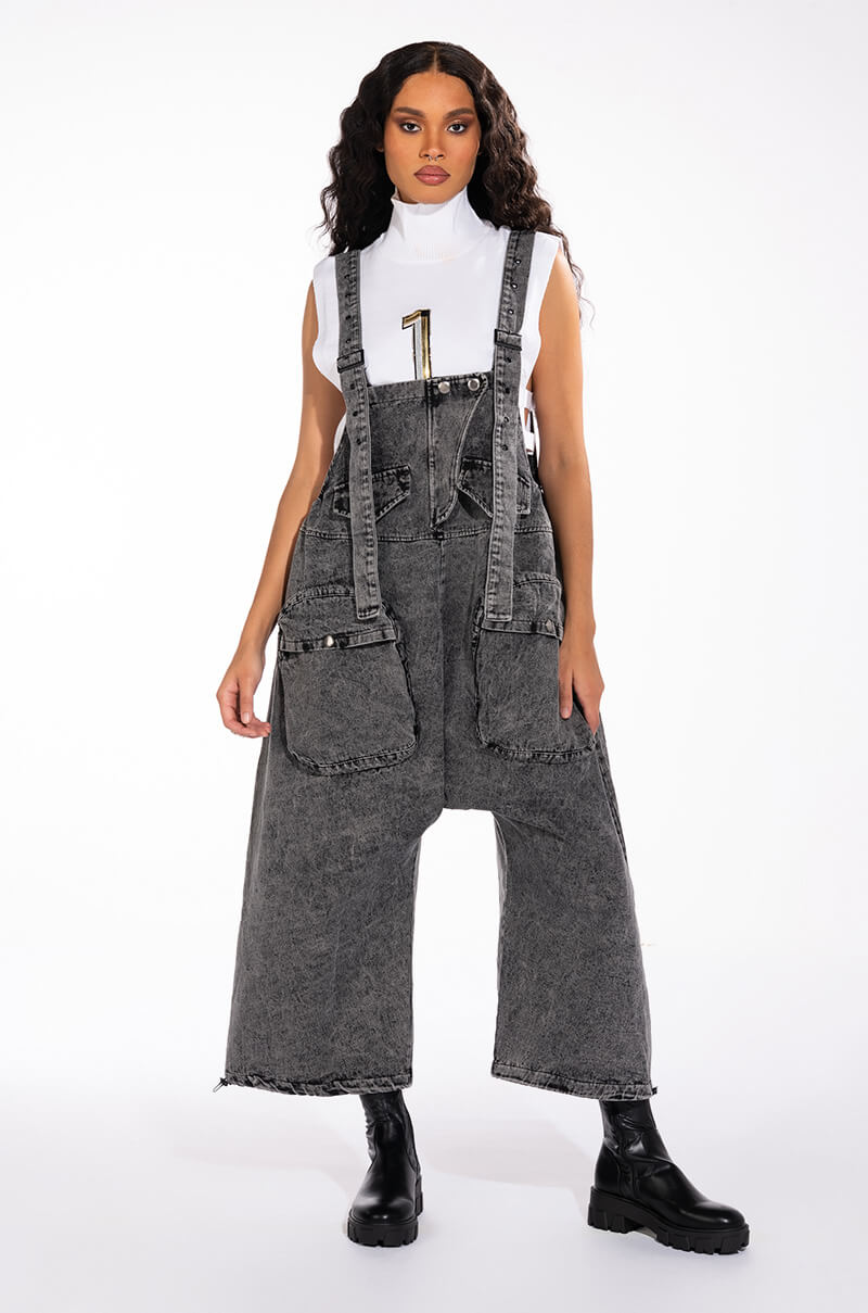 JUST LIKE THAT BAGGY FIT OVERALLS IN CHARCOAL