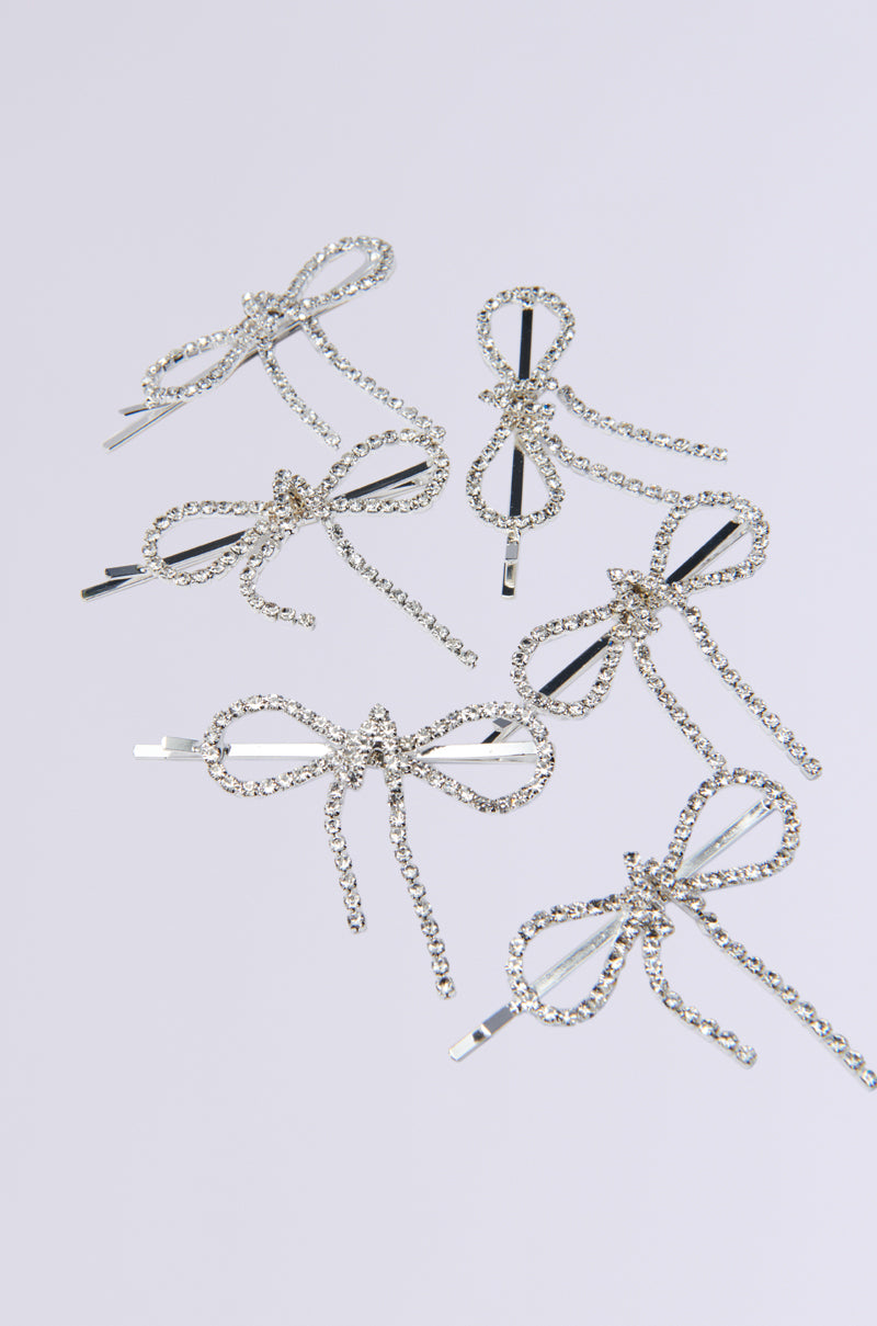 COQUETTE DREAMIN RHINESTONE CLIPS