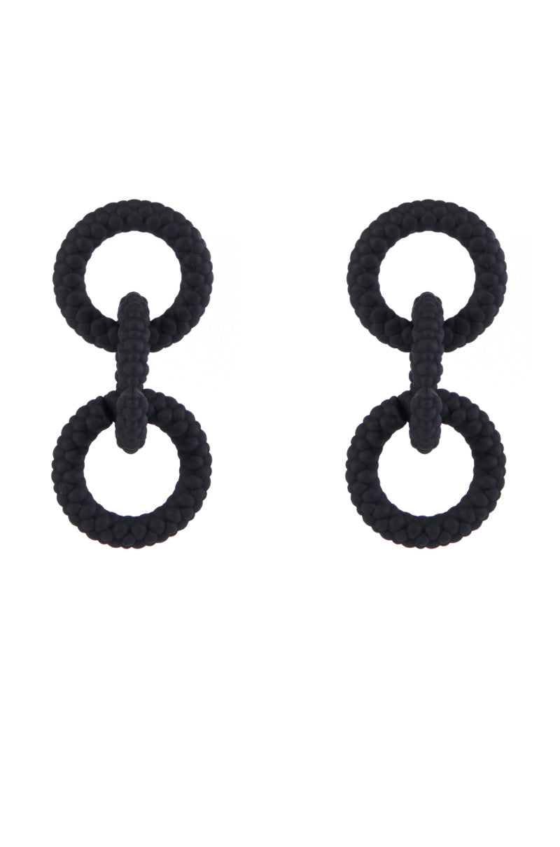 BUMPY RIDE EARRING IN BLACK