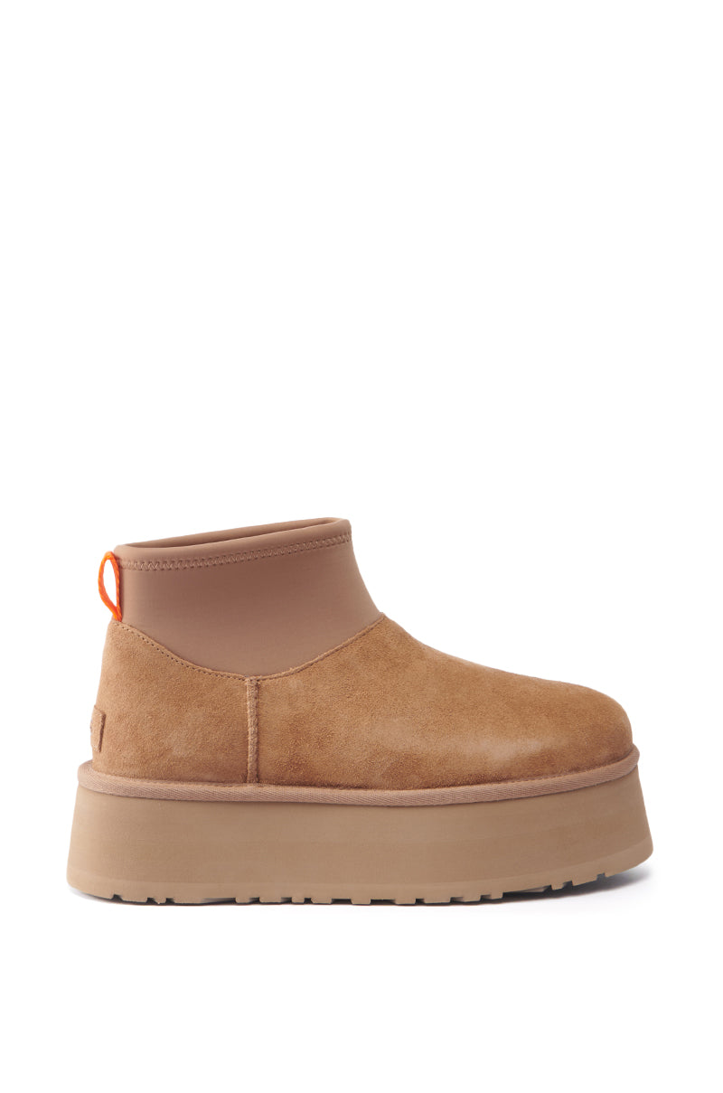 UGG CLASSIC MINI DIPPER IN CHESTNUT