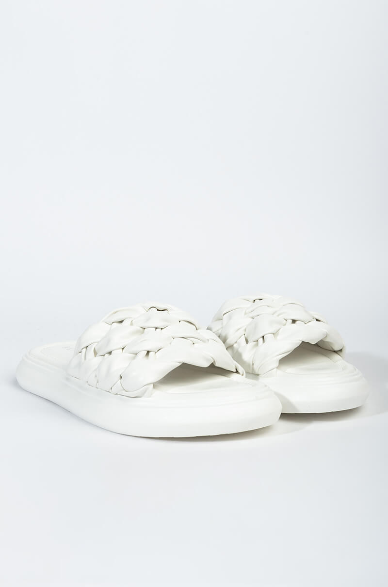 AZALEA WANG LETS LOSE IT ALL FLAT SANDAL IN WHITE