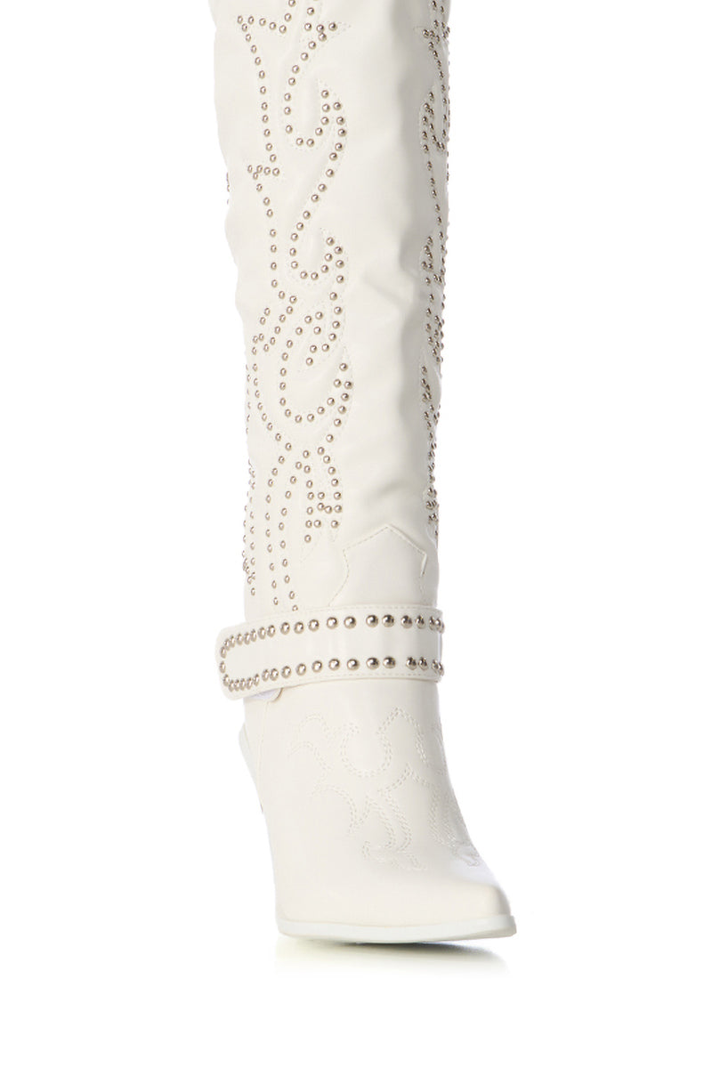 AZALEA WANG MAITIA WHITE EMBELLISHED WESTERN BOOT