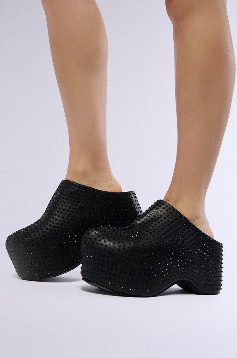 AZALEA WANG MACEY EMBELLISHED CLOG IN BLACK