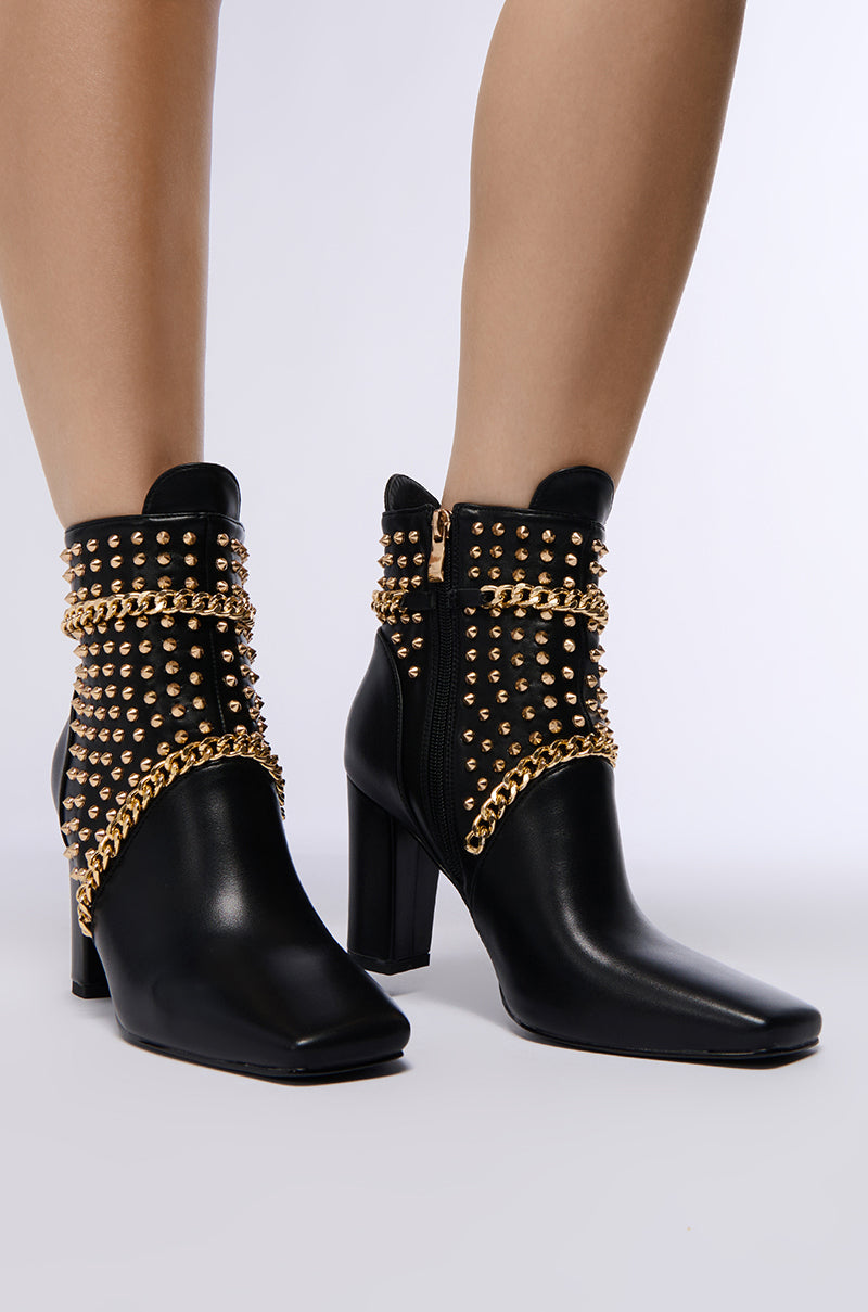 AZALEA WANG PANCHO BLACK EMBELLISHED BOOTIE