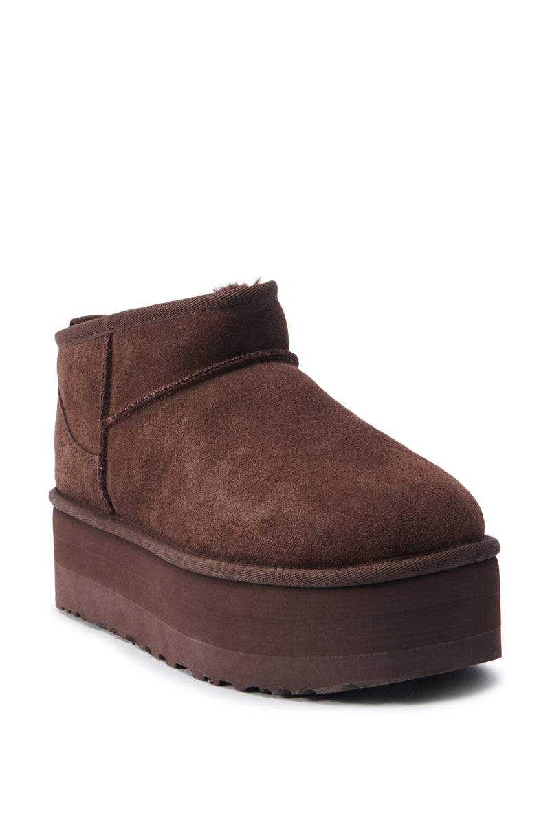 UGG CLASSIC ULTRA MINI PLATFORM IN BROWN