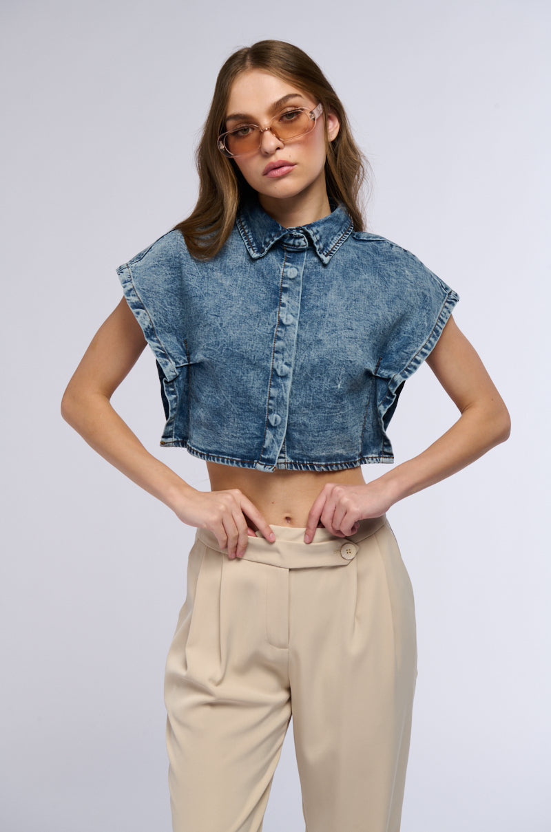 STAND ON BUSINESS SHORT SLEEVE DENIM COLLARED TOP