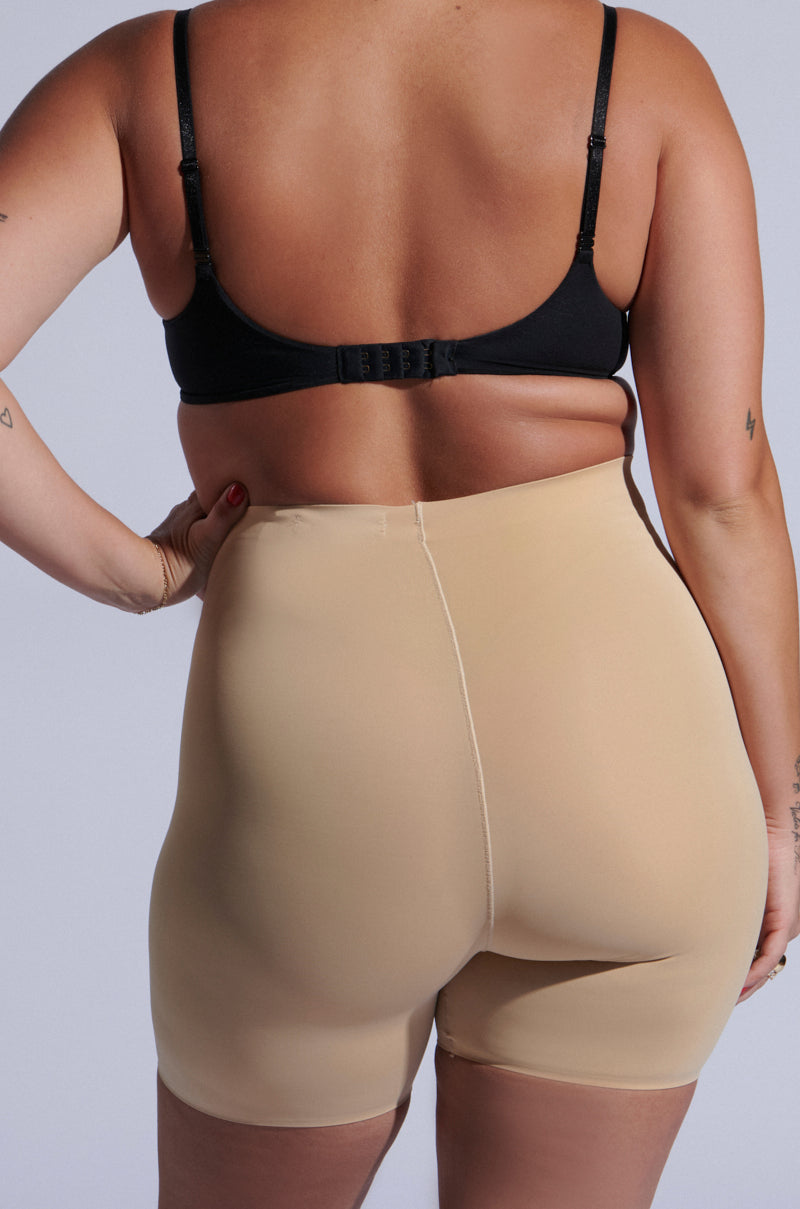 TITSY TUMMY TUCK SHORTS IN TAN