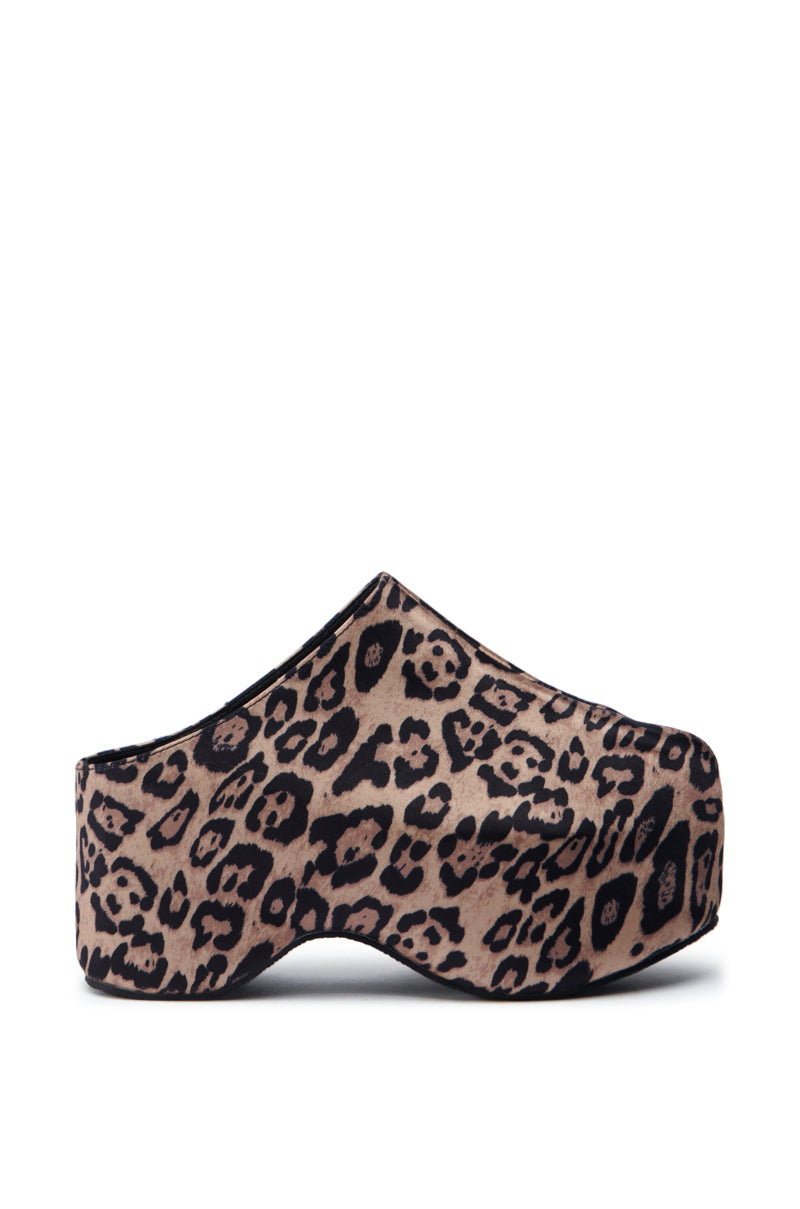 AZALEA WANG TEATREE LEOPARD FLATFORM