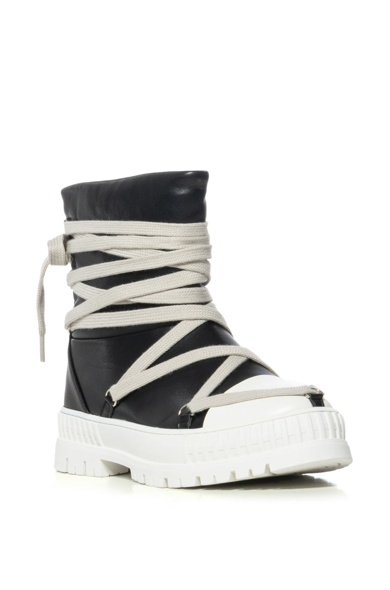 RICHIE LACE UP HIGH TOP SNEAKER IN BLACK