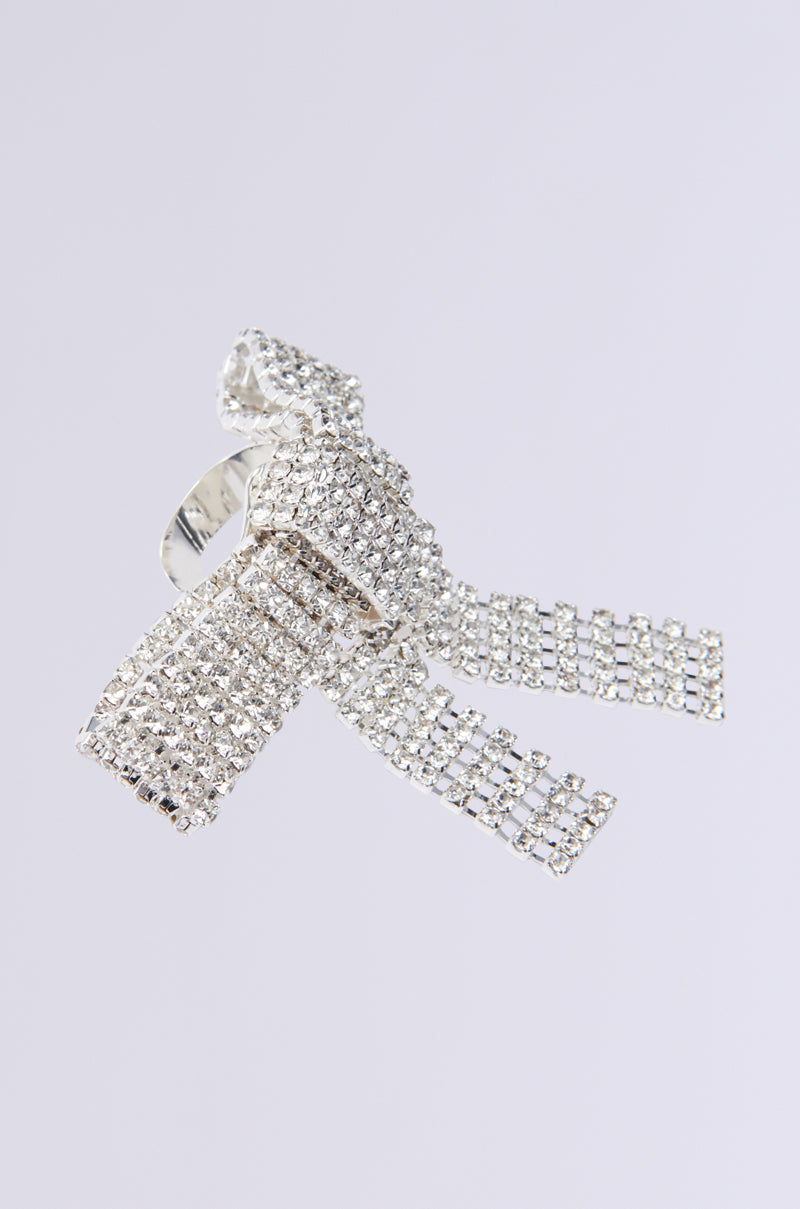 TIE WITH A BOW STATEMENT RING