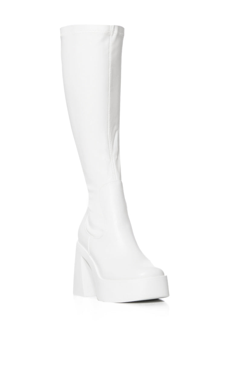 AZALEA WANG NASHLA WHITE CHUNKY BOOT