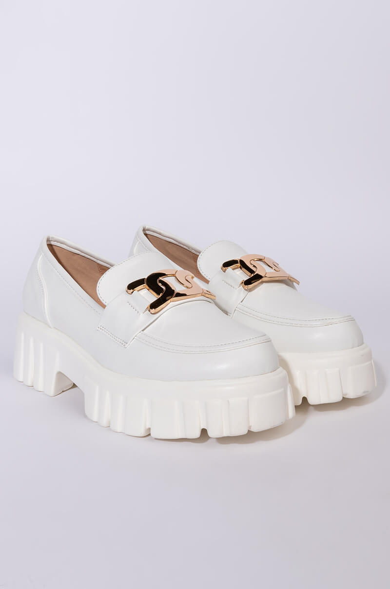 AZALEA WANG NO TIME IS WASTED FLATFORM LOAFER IN WHITE