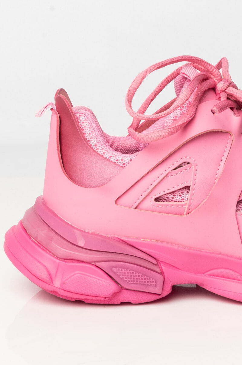 UH HUH HONEY FLAT SNEAKER PINK