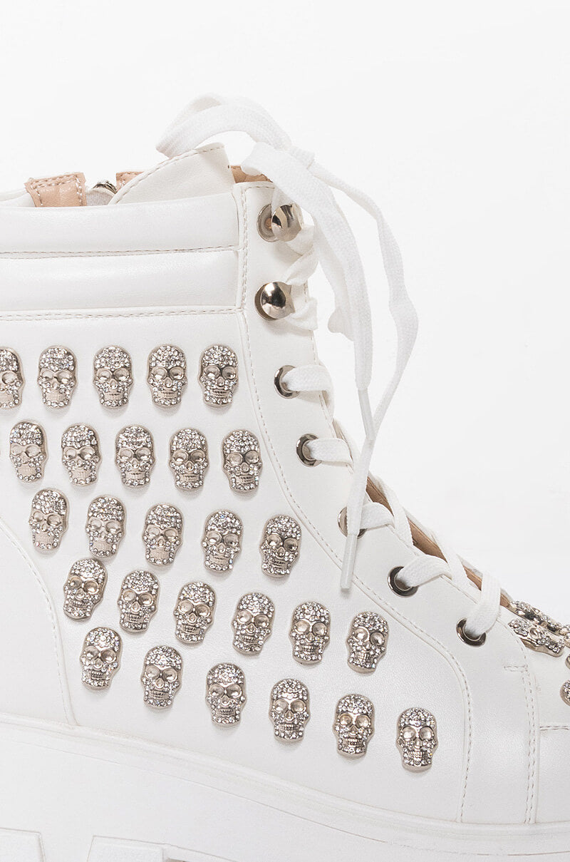 AZALEA WANG DIAMOND SKULL FLATFORM BOOTIE IN WHITE