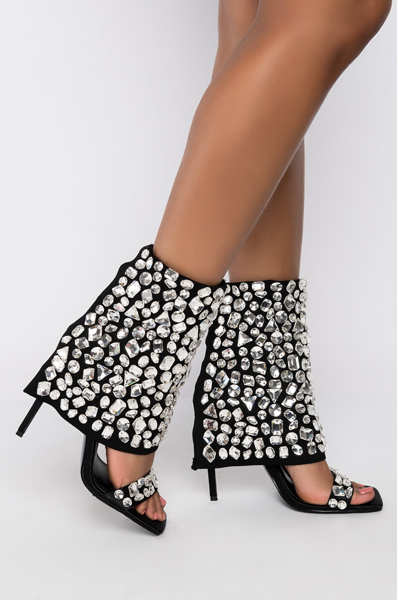 AZALEA WANG STOP THE SHOW STILETTO SANDAL IN BLACK