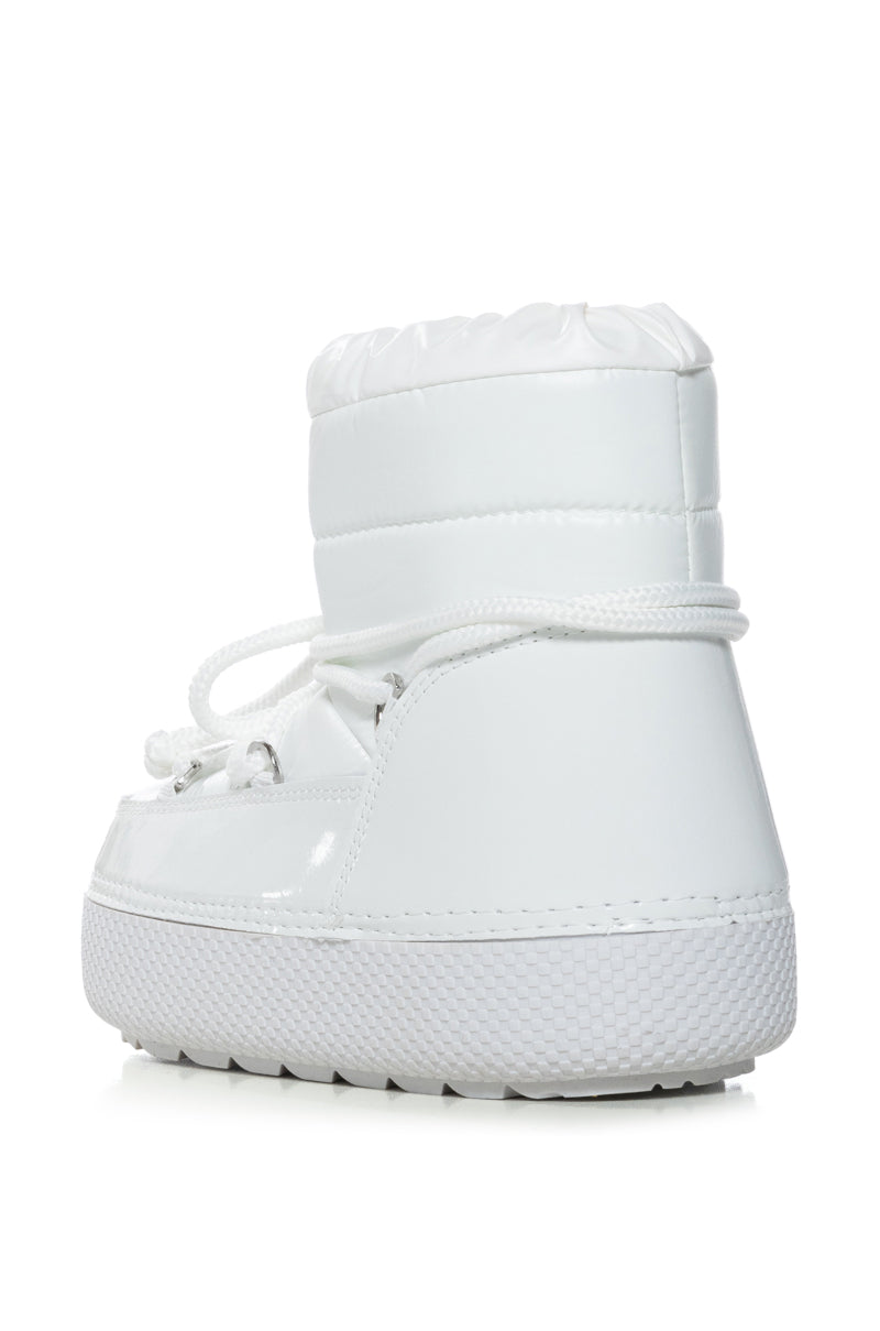 AZALEA WANG SNOW ANGEL WHITE FLAT BOOTIE