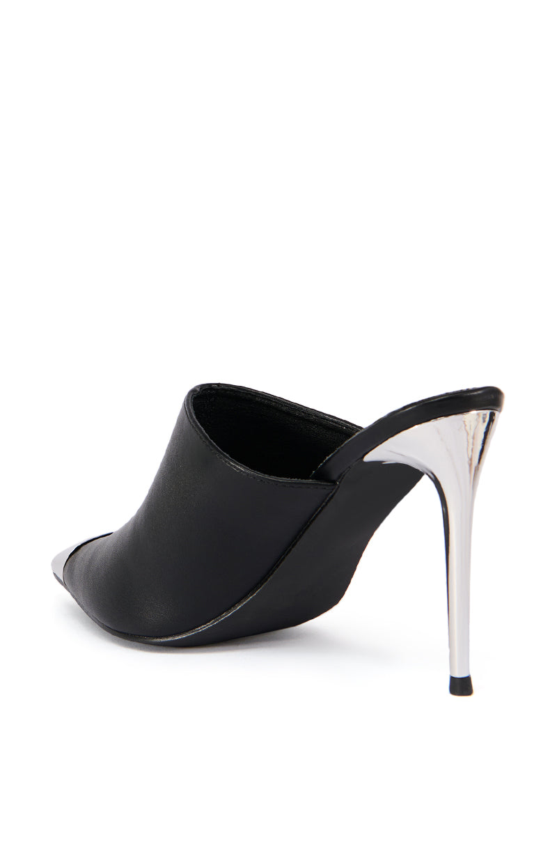 AZALEA WANG RUCHIKA BLACK METAL POINTED TOE PUMP