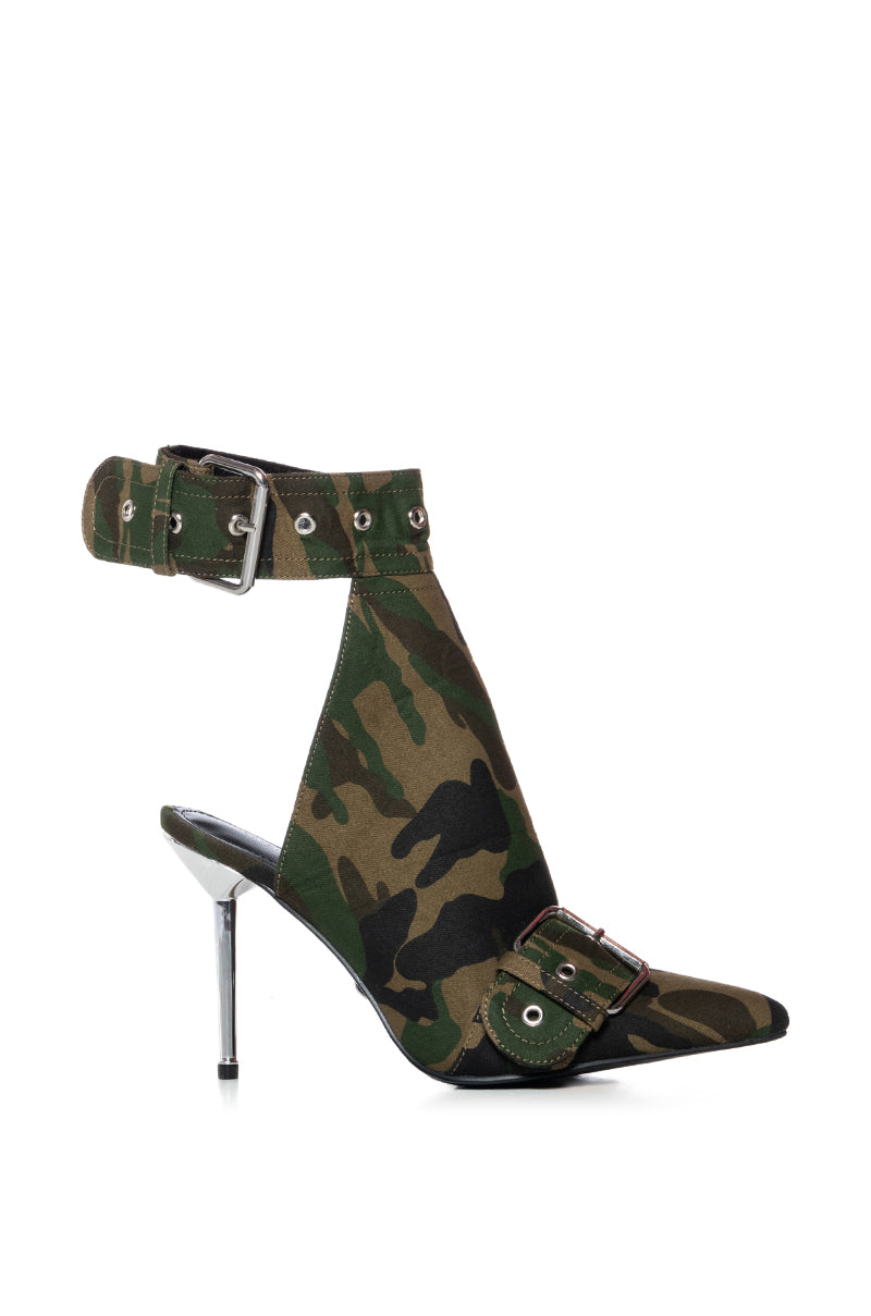 AZALEA WANG ACT UP CAMO PUMP