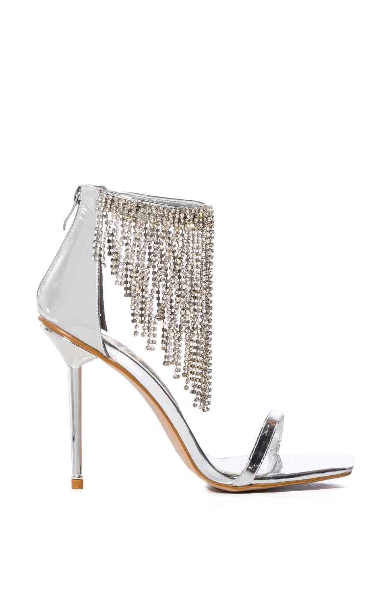 AZALEA WANG EMPRISS SILVER RHINESTONE DRAPE SANDAL