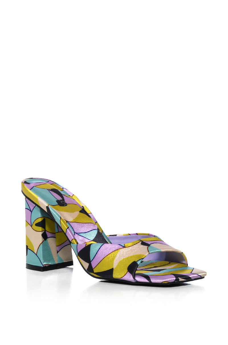 UNTOLD PATTERN DESIGN CHUNKY SANDAL IN PURPLE