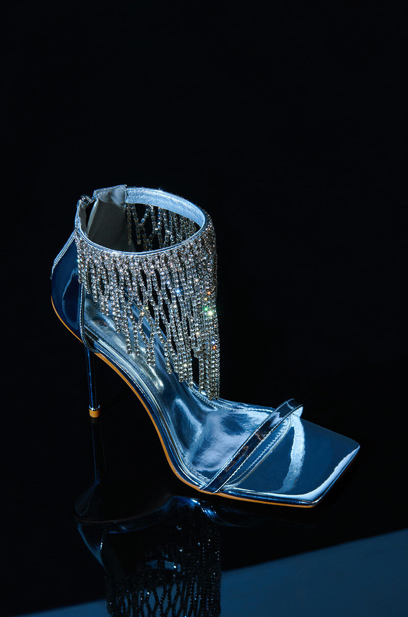 AZALEA WANG EMPRISS SILVER RHINESTONE DRAPE SANDAL